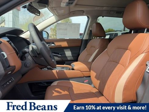 New 2026 Nissan Pathfinder Platinum AWD/4WD image 10