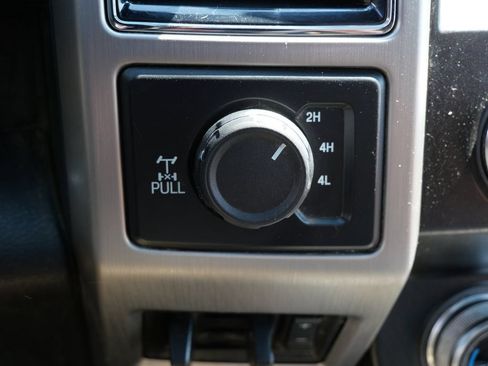Used 2020 Ford F350 Platinum AWD/4WD image 27