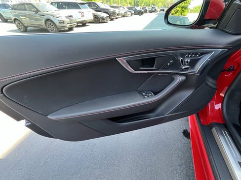 Used 2020 Jaguar F-TYPE Checkered Flag image 14