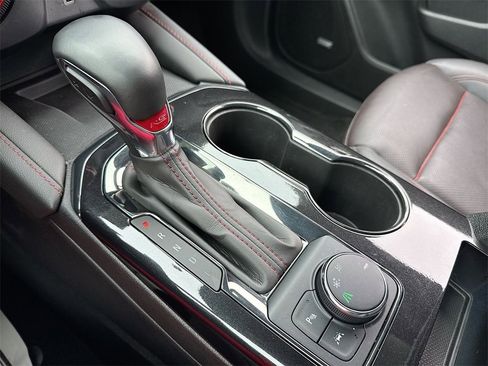 Used 2023 Chevrolet Blazer RS w/ Enhanced Convenience Package image 20