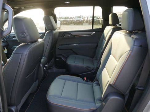 New 2026 GMC Acadia AT4 AWD/4WD image 15