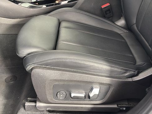 Used 2023 BMW X3 sDrive30i w/ M Sport Package RWD image 16