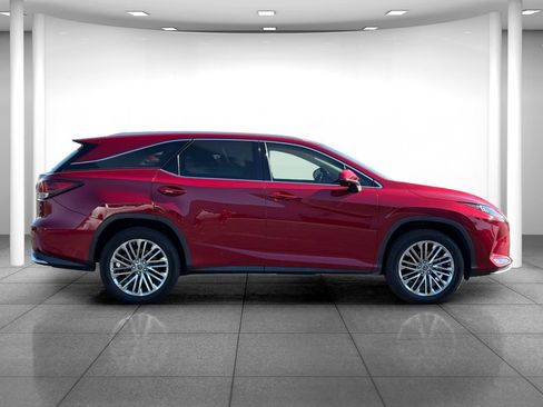 Used 2022 Lexus RX 350L Luxury w/ Accessory Package (Z1) FWD image 8