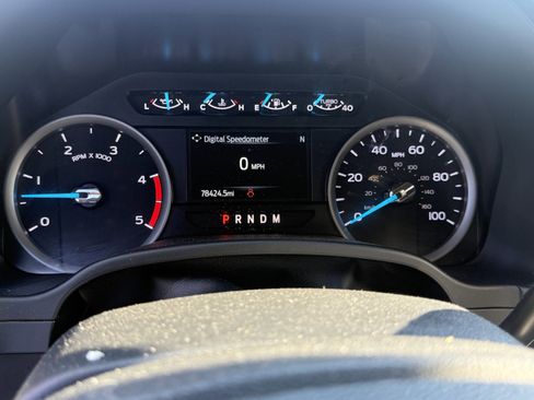 Used 2021 Ford F250 XLT w/ XLT Premium Package AWD/4WD image 10