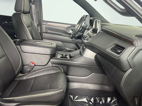 Used 2022 Chevrolet Tahoe Premier AWD/4WD image 17
