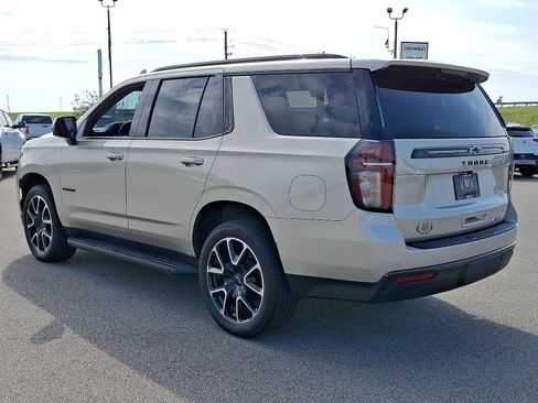 Used 2021 Chevrolet Tahoe RST w/ Luxury Package AWD/4WD image 22