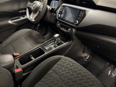 Used 2021 Nissan Kicks SV FWD image 15