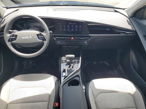 New 2026 Kia Niro FWD image 25