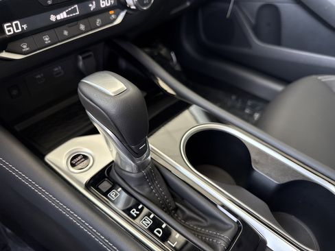 Used 2025 Nissan Altima 2.5 SL AWD/4WD image 25