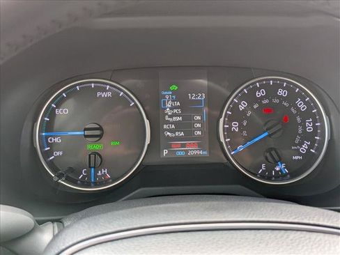 Used 2022 Toyota RAV4 SE AWD/4WD image 11