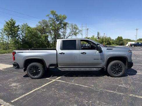 New 2026 Chevrolet Silverado 2500 LT w/ Trail Boss Package AWD/4WD image 4