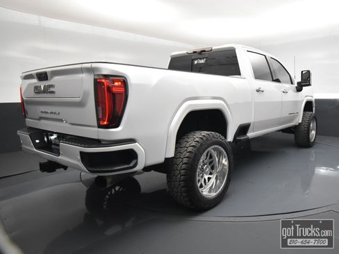 Used 2020 GMC Sierra 2500 Denali w/ Denali Ultimate Package image 49