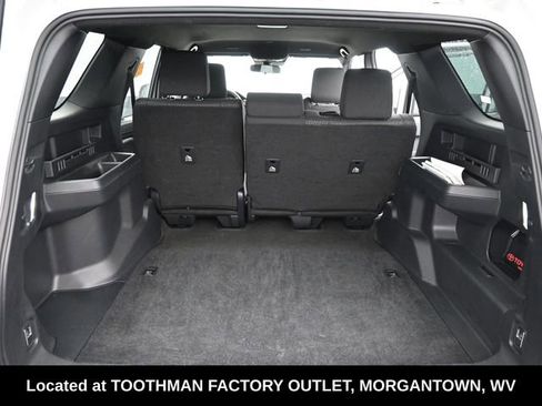 Used 2025 Toyota 4Runner SR5 image 6