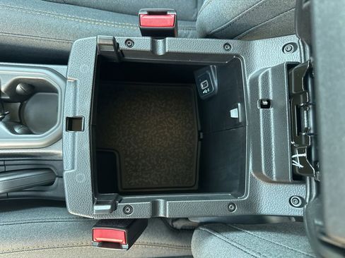 New 2025 Jeep Gladiator Willys image 28