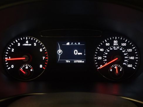 Used 2018 Kia Sorento FWD image 23