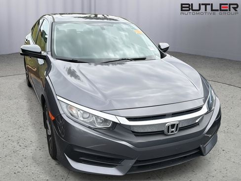 Used 2018 Honda Civic EX image 5