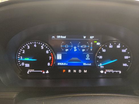Used 2021 Ford Explorer Limited w/ Hybrid Equipment Group 310A RWD image 23