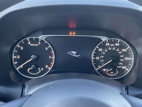 Used 2024 Nissan Altima 2.5 SV image 24