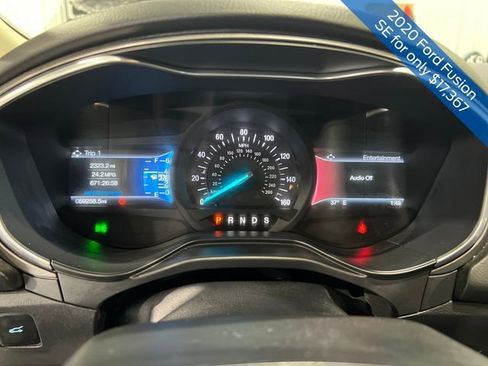 Used 2020 Ford Fusion SE image 15
