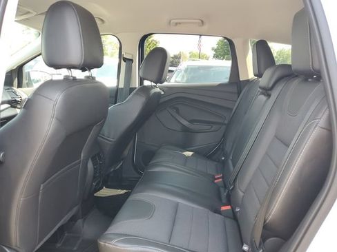 Used 2016 Ford Escape SE w/ SE Chrome Package FWD image 27