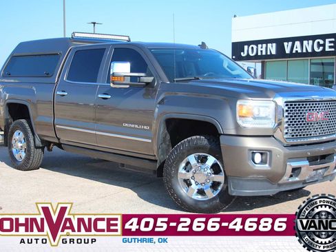 Used 2015 GMC Sierra 2500 Denali w/ Duramax Plus Package image 1