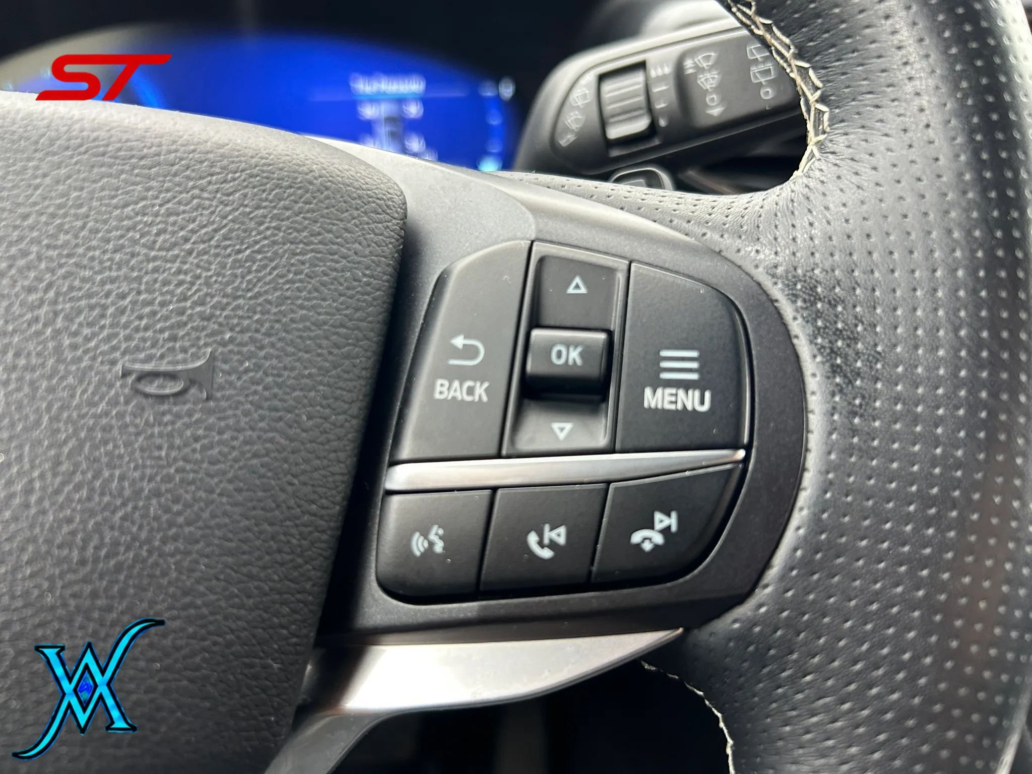 Used 2020 Ford Explorer ST w/ ST Street Pack AWD/4WD image 40