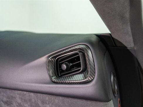 Used 2023 Aston Martin V8 Vantage Coupe RWD image 57