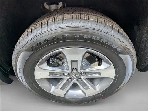 New 2025 Honda Pilot EX-L image 9