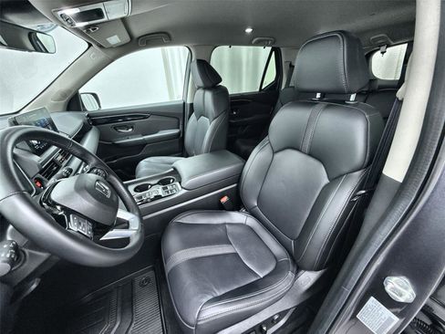 Used 2025 Honda Pilot EX-L image 19