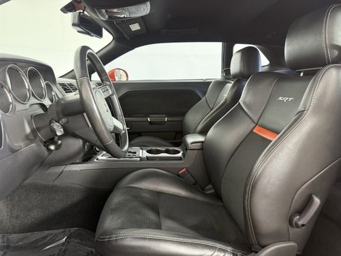 Used 2008 Dodge Challenger SRT8 RWD image 14