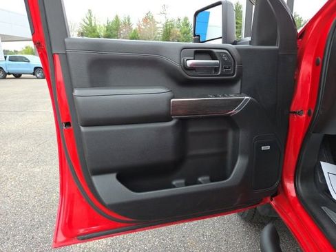 Used 2021 Chevrolet Silverado 2500 LTZ w/ LTZ Plus Package AWD/4WD image 60