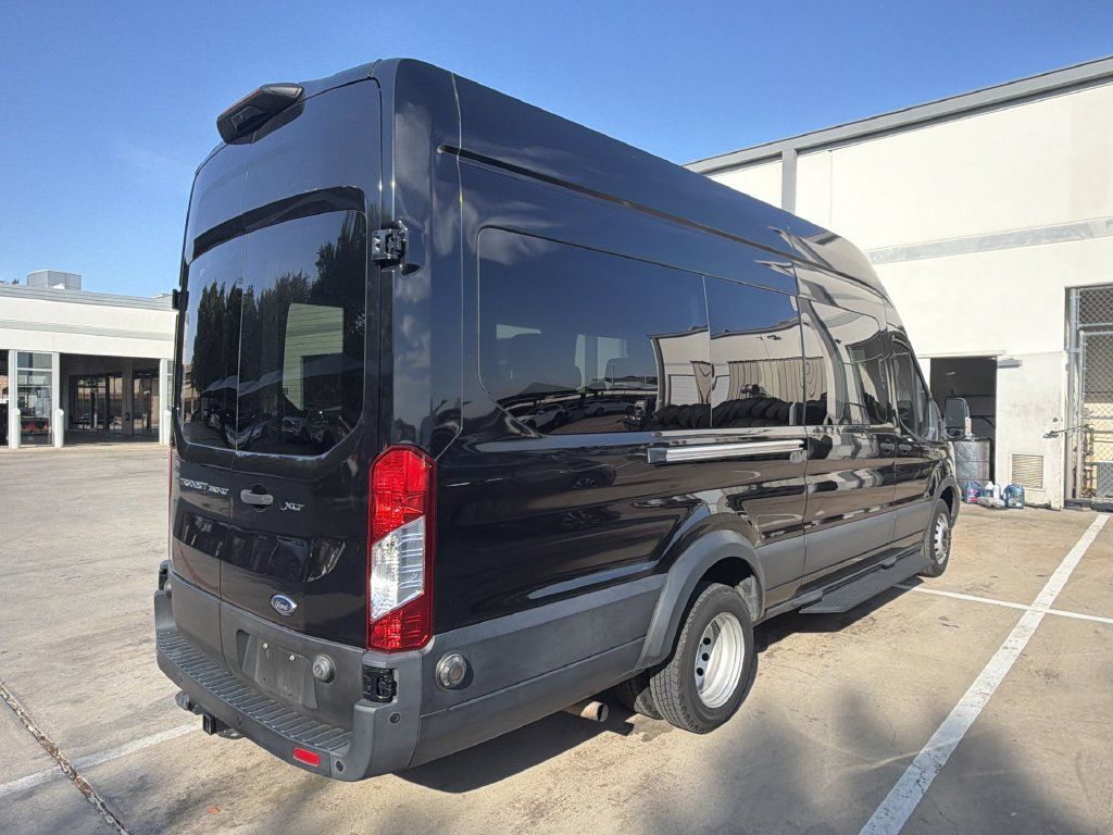 Used 2020 Ford Transit 350 XLT RWD image 3
