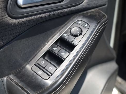 Used 2021 Nissan Rogue SV FWD image 18