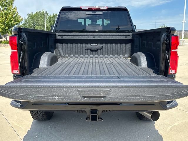 New 2026 Chevrolet Silverado 2500 High Country w/ Midnight Edition AWD/4WD image 17