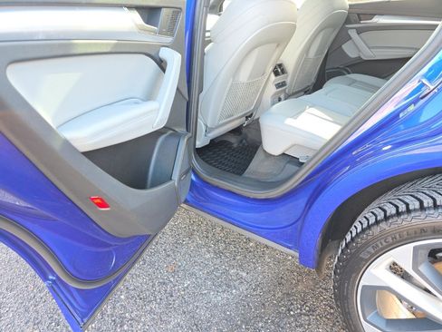 Used 2022 Audi Q5 2.0T Prestige image 12