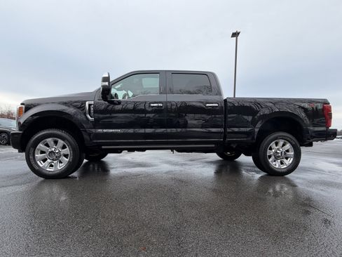 Used 2019 Ford F350 Platinum w/ Snow Plow Prep Package image 8