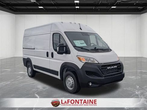 New 2026 RAM ProMaster 1500 w/ Convenience Group FWD image 7