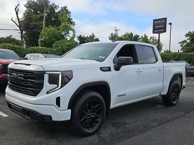 Used 2023 GMC Sierra 1500 Elevation w/ LPO, Elevation Black Package AWD/4WD image 3