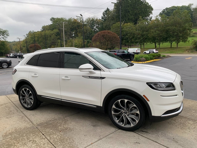 Used 2023 Lincoln Nautilus Reserve AWD/4WD image 8