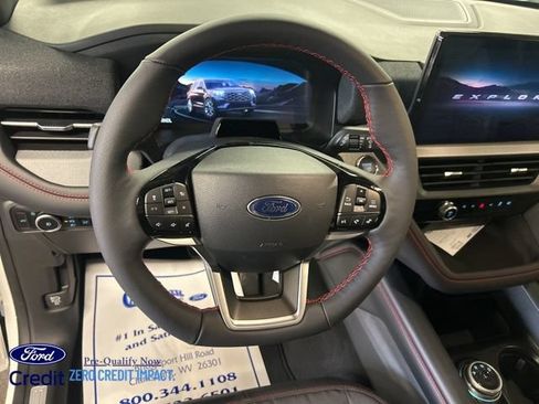 New 2026 Ford Explorer ST-Line w/ ST-Line Street Pack AWD/4WD image 16