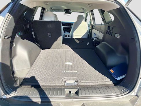 New 2026 Hyundai Tucson SEL FWD image 12