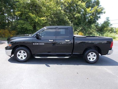 Used 2012 RAM 1500 Classic SLT AWD/4WD image 3