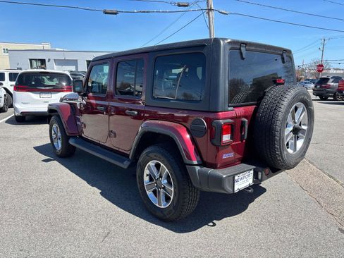 Certified 2022 Jeep Wrangler Unlimited Sahara w/ Cold Weather Group AWD/4WD image 5