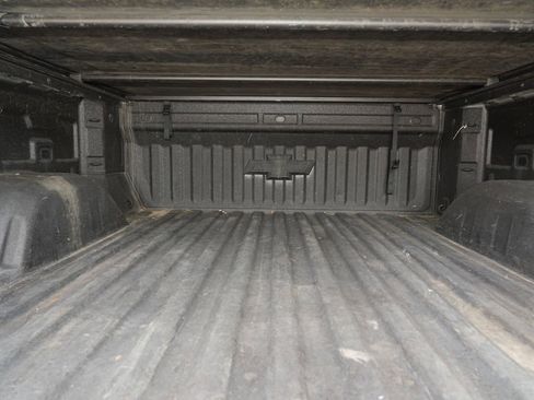 Used 2021 Chevrolet Silverado 1500 LTZ AWD/4WD image 29