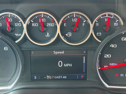Used 2020 Chevrolet Silverado 1500 LT w/ Texas Edition RWD image 22