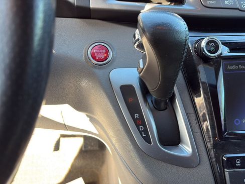 Used 2014 Honda Odyssey Touring image 15