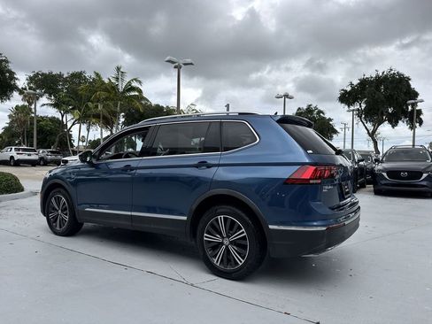 Used 2018 Volkswagen Tiguan SE AWD/4WD image 26