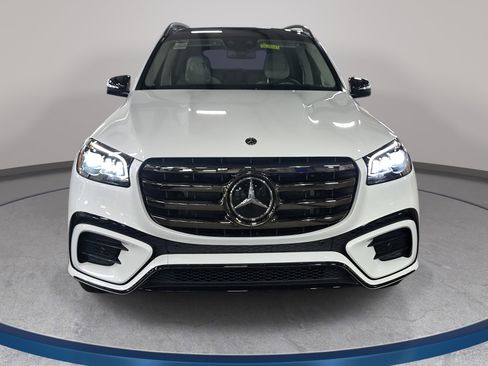 New 2026 Mercedes-Benz GLS 450 4MATIC image 3