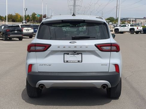 Used 2025 Ford Escape Active AWD/4WD image 4