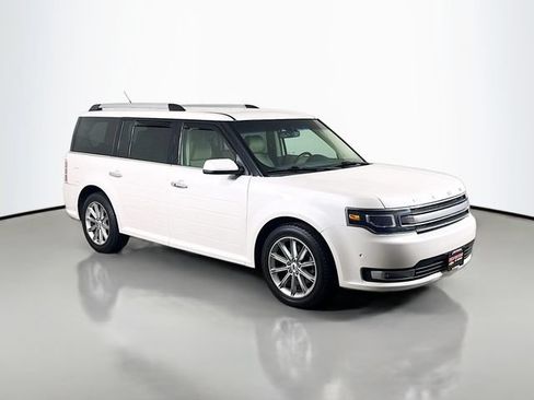 Used 2014 Ford Flex Limited w/ Equipment Group 301A AWD/4WD image 2